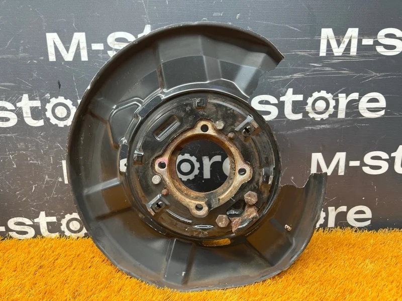 Кулак поворотный Bmw X1 2011 33326788050 E84 N46B20B, задний правый