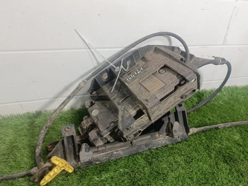 Электроручник Renault Scenic 8200522625 2003-2008