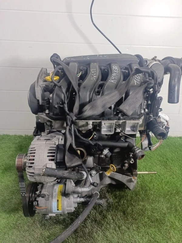 Двигатель Renault Fluence 2013 K4M838 K4M838