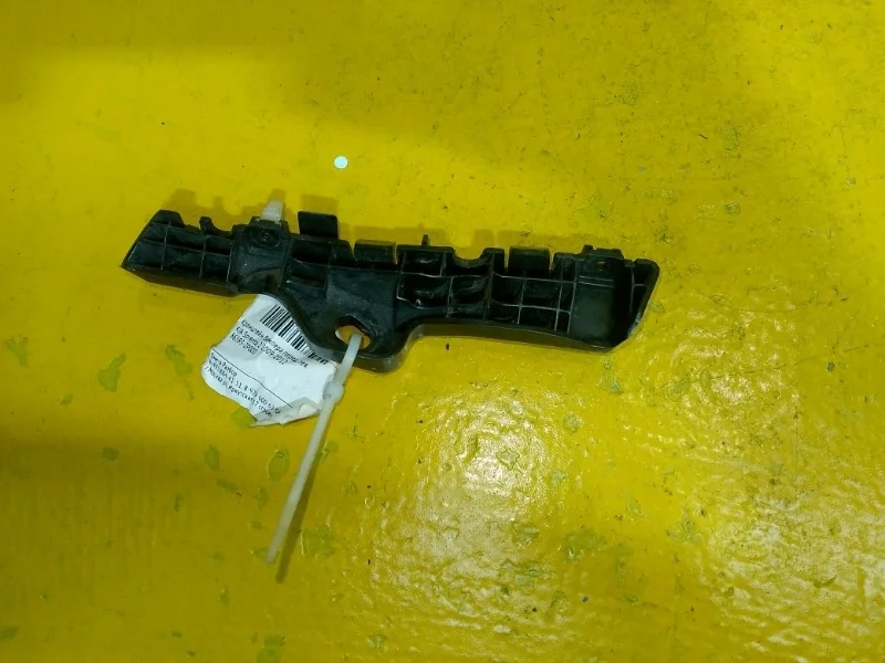 Кронштейн бампера Kia Sorento 2 2009-2012