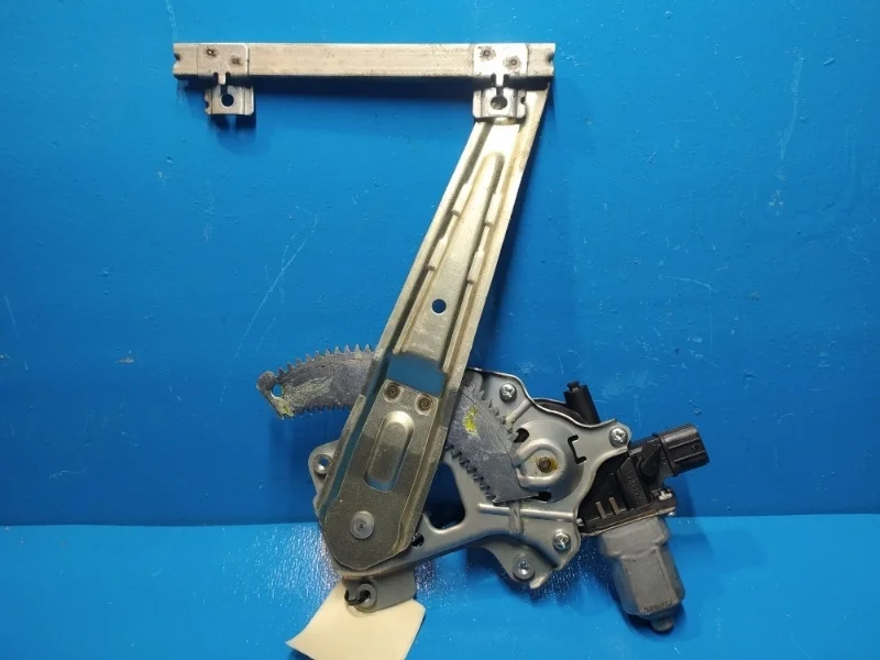 Стеклоподъемник MITSUBISHI Outlander XL 2006-2012