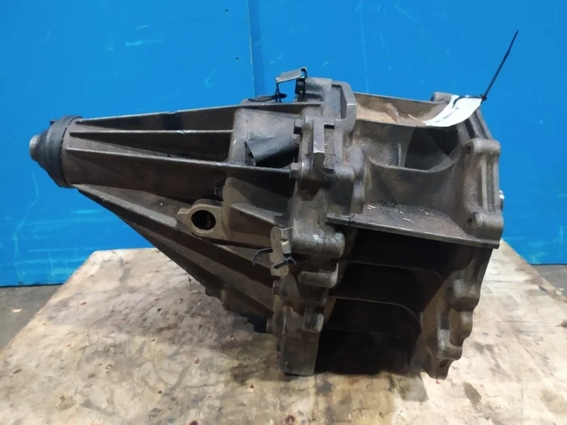 Раздатка Nissan Navara 2005-2014