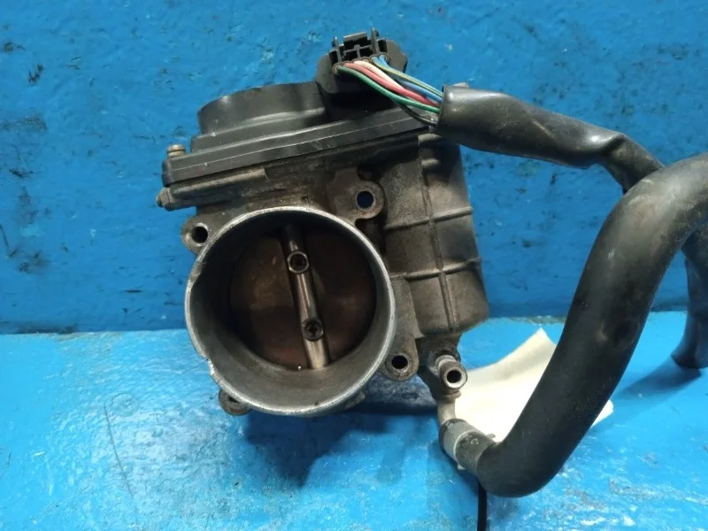 Дроссельная заслонка Infiniti G 2008-2012