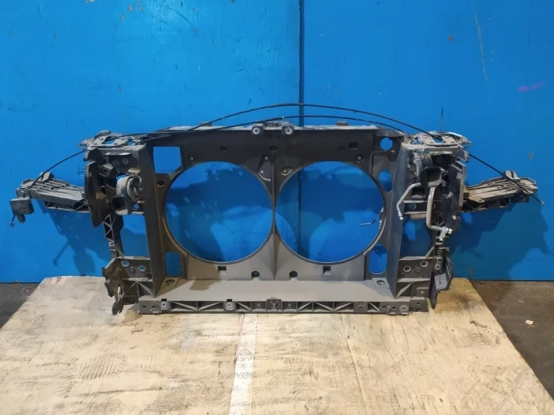 Панель радиаторов Infiniti M 2010-2014