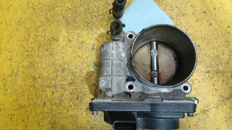Дроссельная заслонка Infiniti FX, QX70 2010-2016