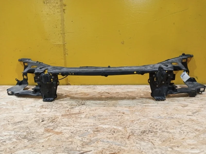 Панель радиаторов Volvo S60 2010-2013