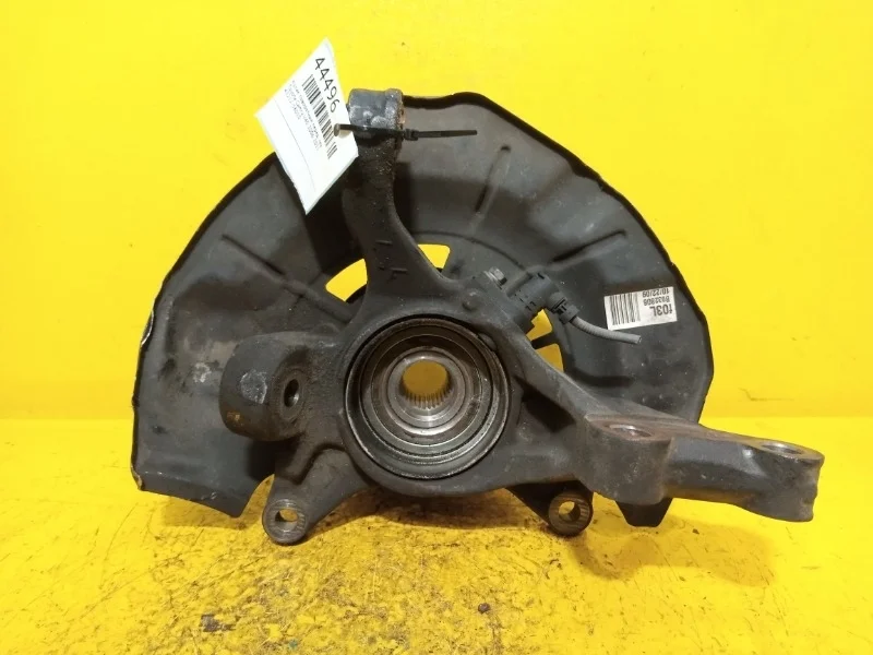 Кулак поворотный Toyota Camry XV40 2006-2011