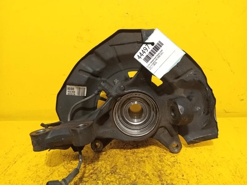 Кулак поворотный Toyota Camry XV40 2006-2011