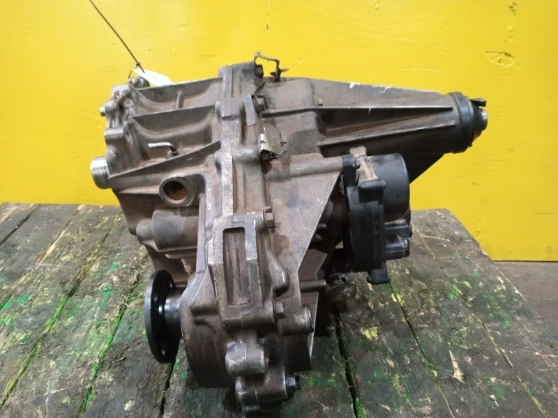 Раздатка Nissan Pathfinder, Navara 2005-2009