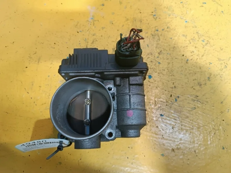 Дроссельная заслонка Nissan X-Trail T30, Teana J31 2000-2007