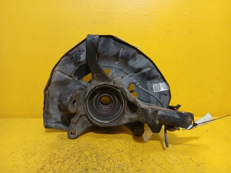 Кулак поворотный Toyota Camry XV40 2006-2011