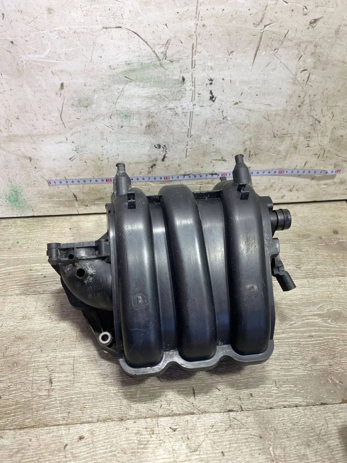 Коллектор впускной Skoda Fabia II рестайлинг (2010—2014)