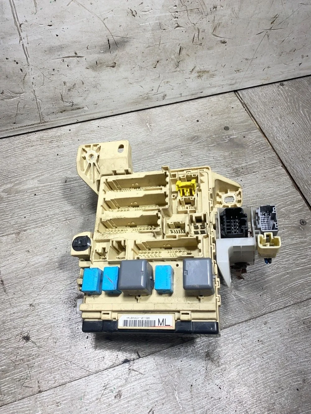 Блок предохранителей Toyota Camry XV40 (2006—2009)