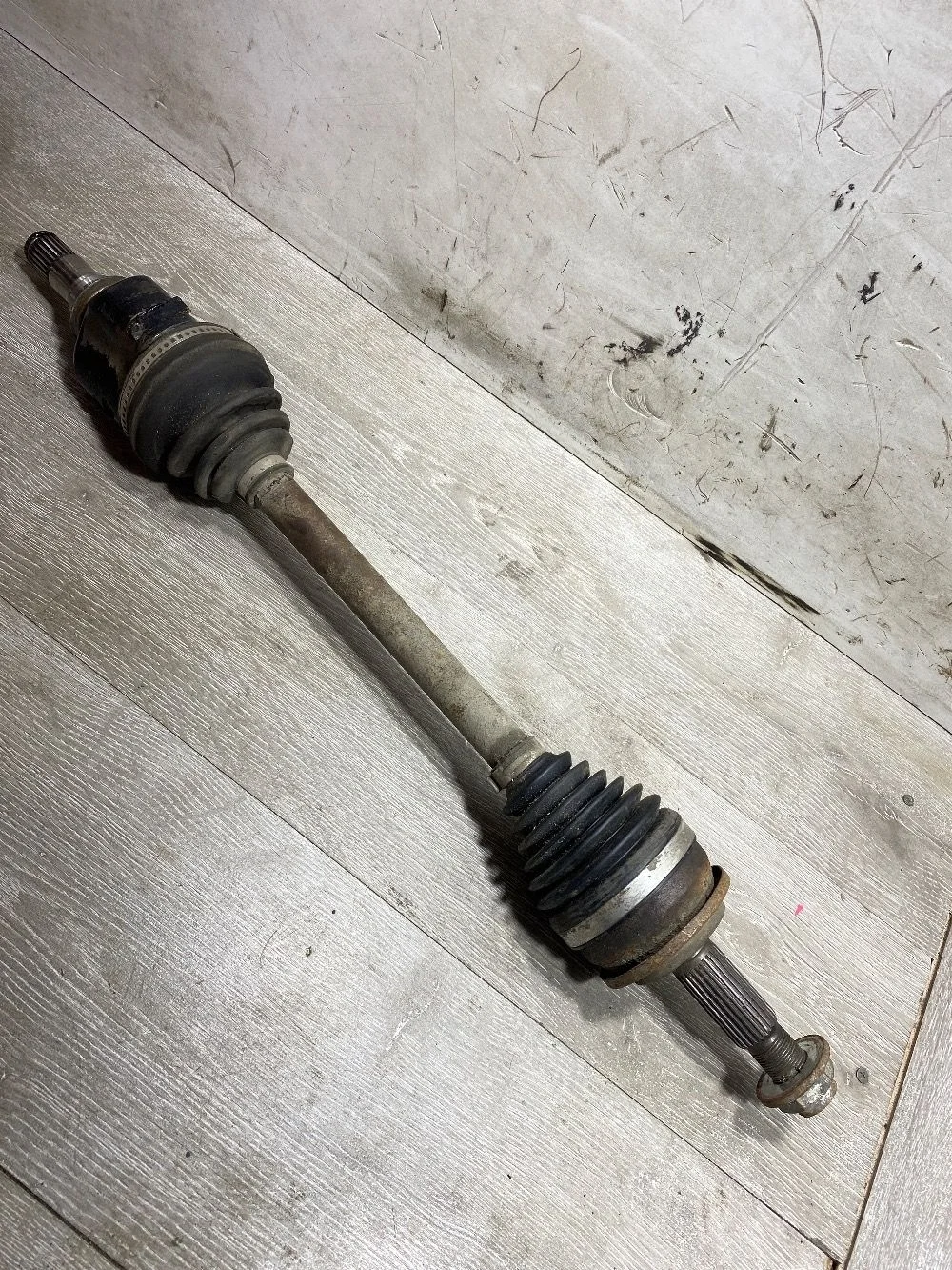 Привод передний левый Toyota Auris E150 (2006—2010)