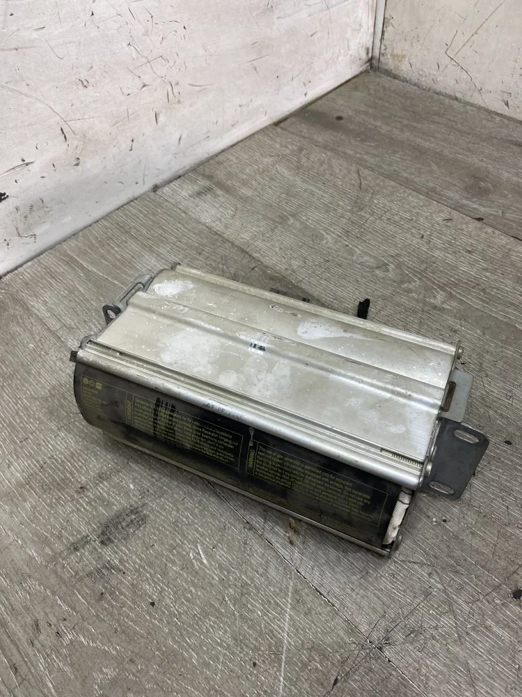 Подушка безопасности пассажирская (в торпедо) Skoda Octavia I рестайлинг (2000—2011)