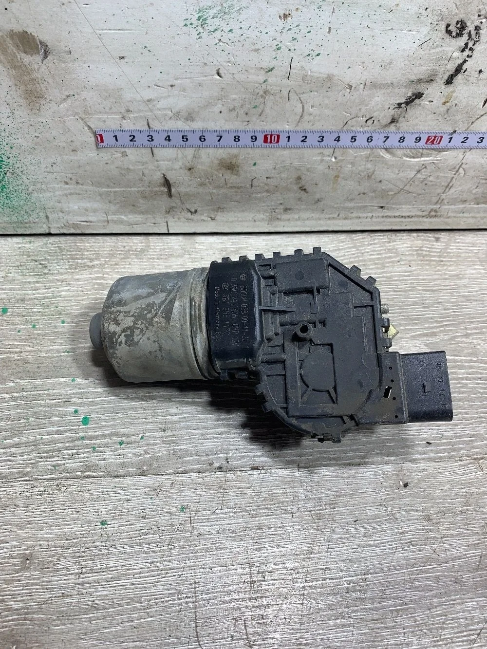 Моторчик стеклоочистителя передний Volkswagen Passat B5 рестайлинг (2000—2005)