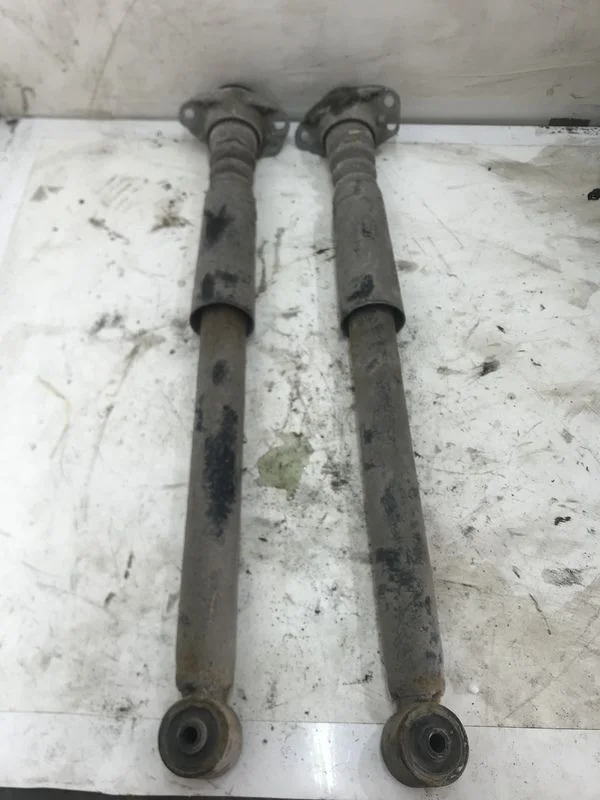 Амортизатор задний Audi A3 8L рестайлинг (2000—2003)