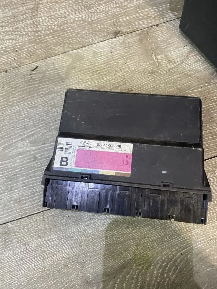 Блок комфорта Ford Focus I (1998—2004)