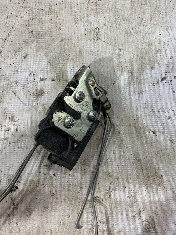 Замок двери передней левой Chevrolet Aveo II (2011—2020)