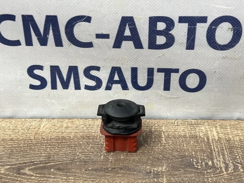 Кронштейн радиатора Mercedes-Benz E-Class 2012 A0009912595 W212 271.860