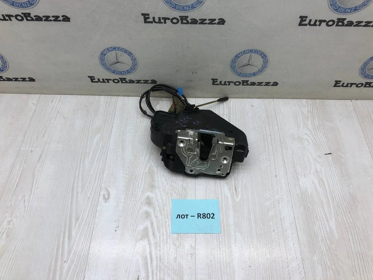 Замок задней правой двери Mercedes W203