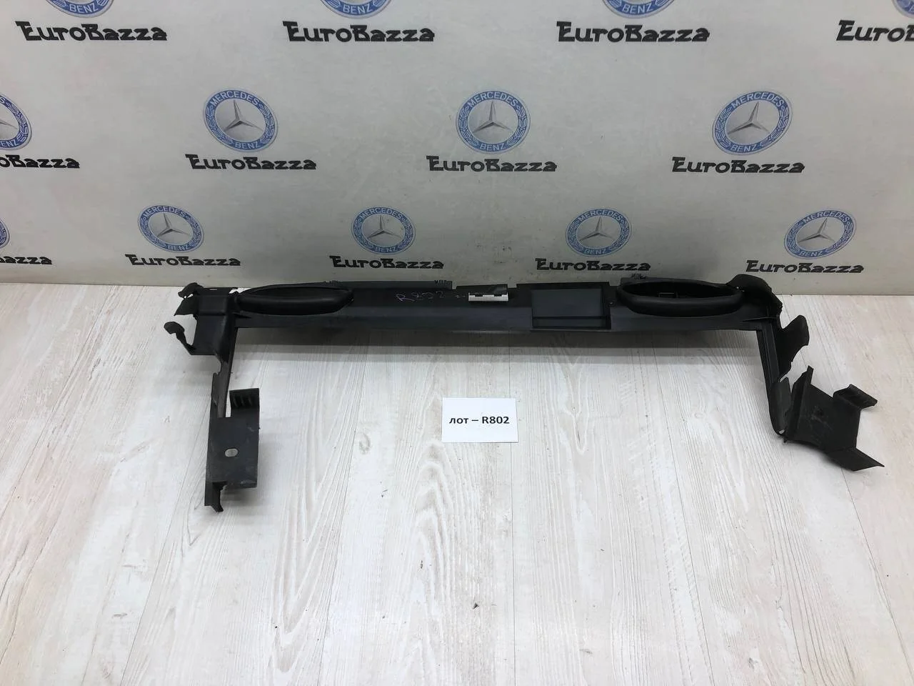 Дефлектор радиатора Mercedes W203