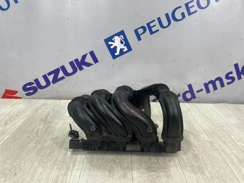 Коллектор впускной FORD FOCUS 2 2009