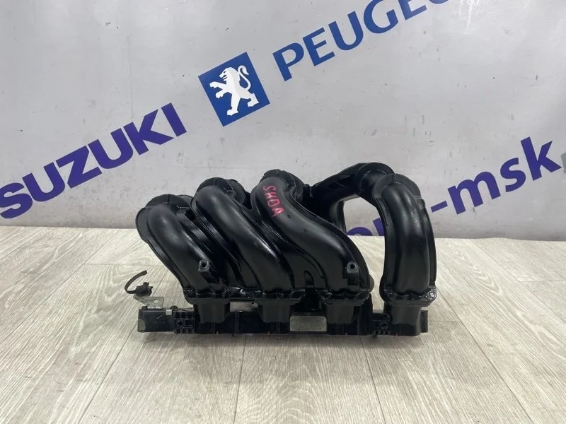 Коллектор впускной FORD FUSION 2009