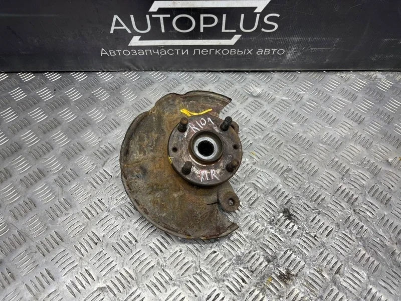 Поворотный кулак со ступицей Kia Rio 1 2004 51716FD200 УНИВЕРСАЛ 1.5 A5D, передний правый