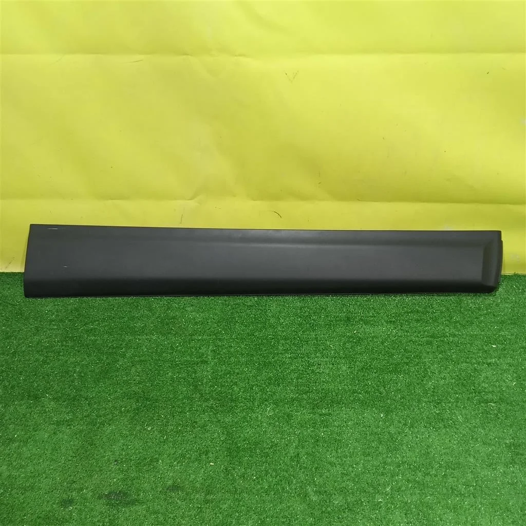 Накладка двери передней правой  Nissan Qashqai (J11) 2014 808704EA0A 5992