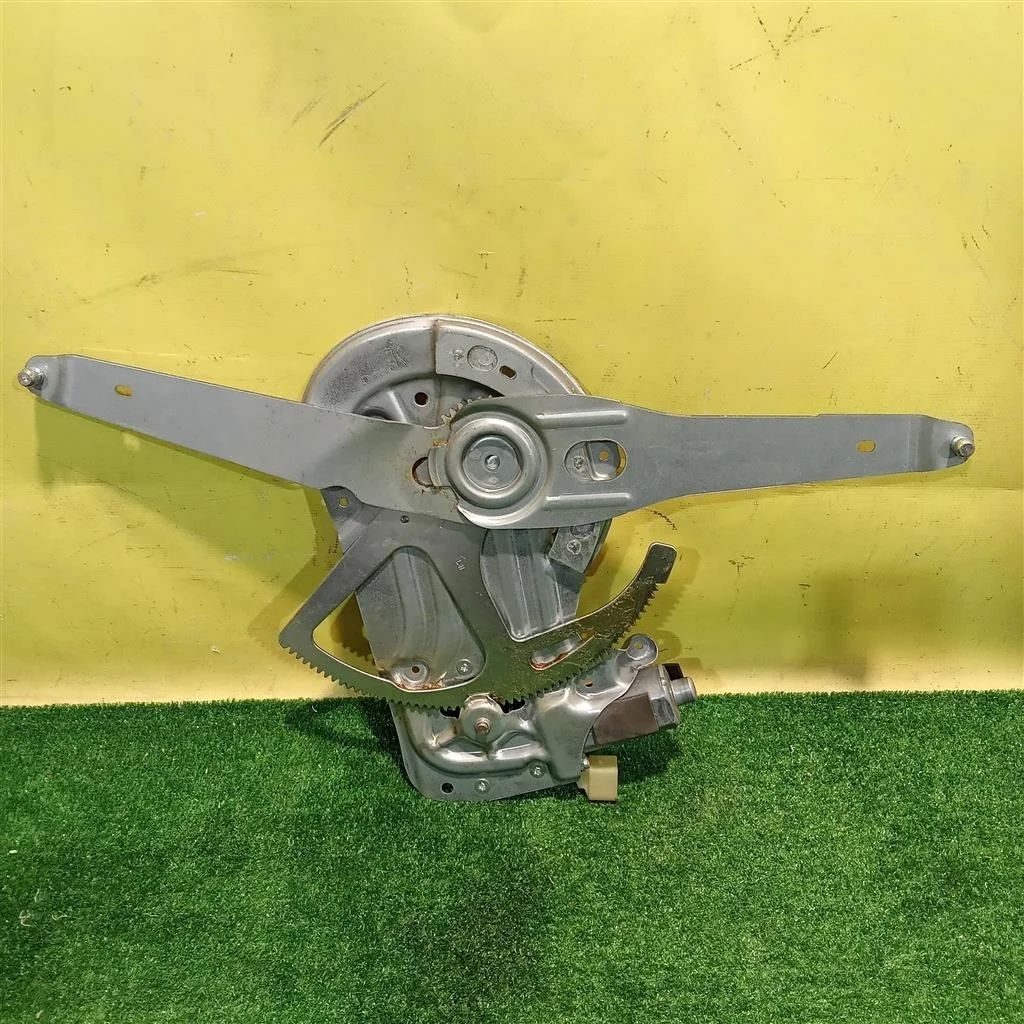 Стеклоподъемник электр. передний левый  Volvo XC90 2002 30784576 7678