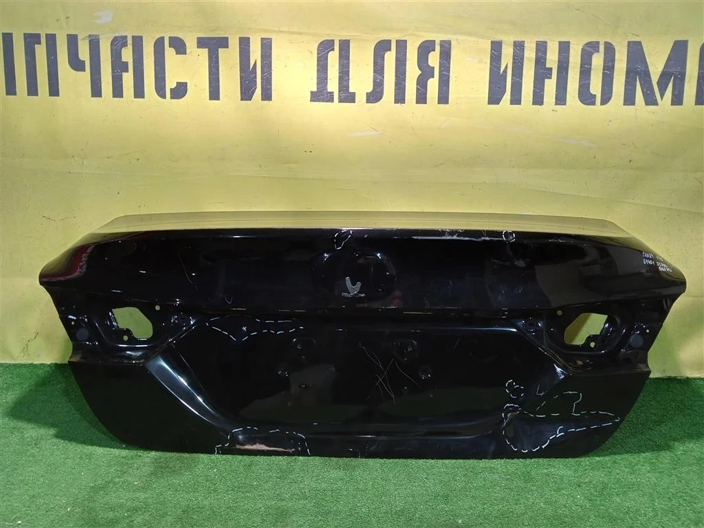 Крышка багажника  Toyota Camry V70 2017 6440133760 13333