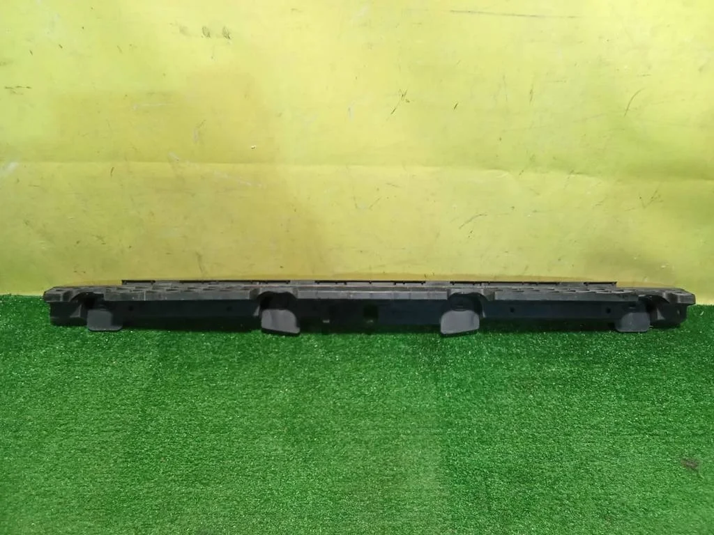 Кронштейн заднего бампера центральный  Volkswagen  Passat (B7) 2011 3AE807863 13530