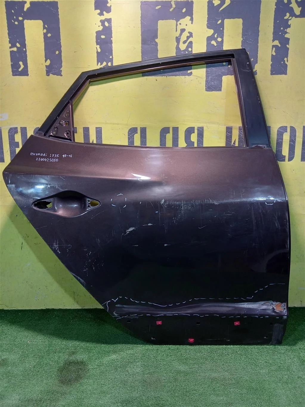 Дверь задняя правая  Hyundai ix35 (LM) 2013 770042S050 16111