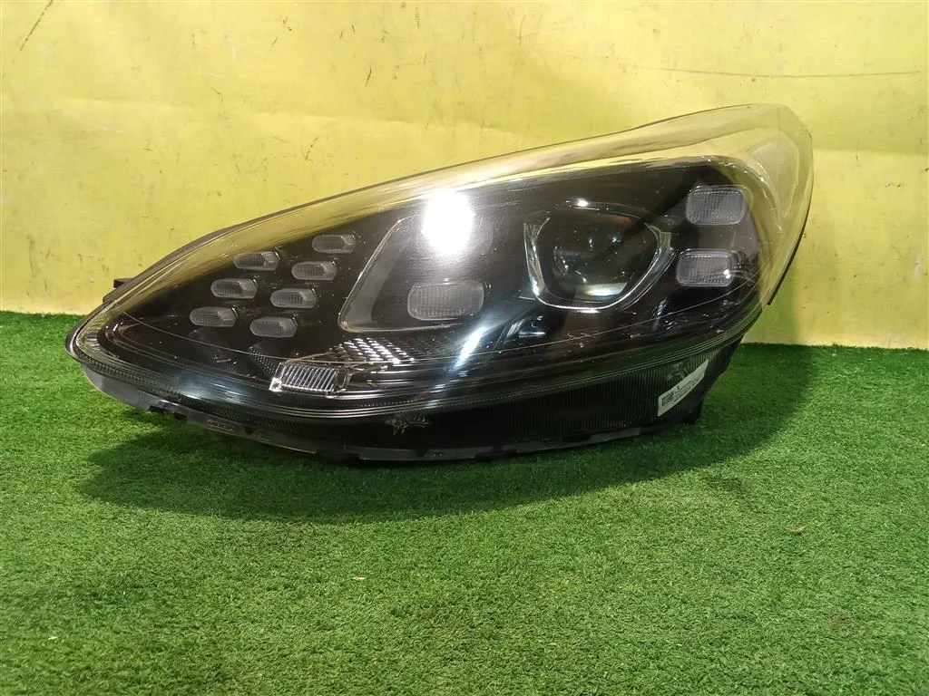 Фара левая  Kia Sportage 4 QL 2018 92101F1500 17012