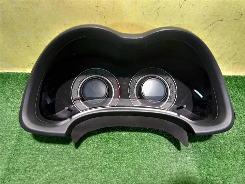 Панель приборов  Toyota Auris  (E150) 2006 8380002L52 17546