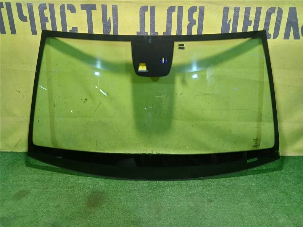 Стекло лобовое (ветровое)  MERСEDES BENZ GLK-Class (X204) 2012 A2046706400 17862