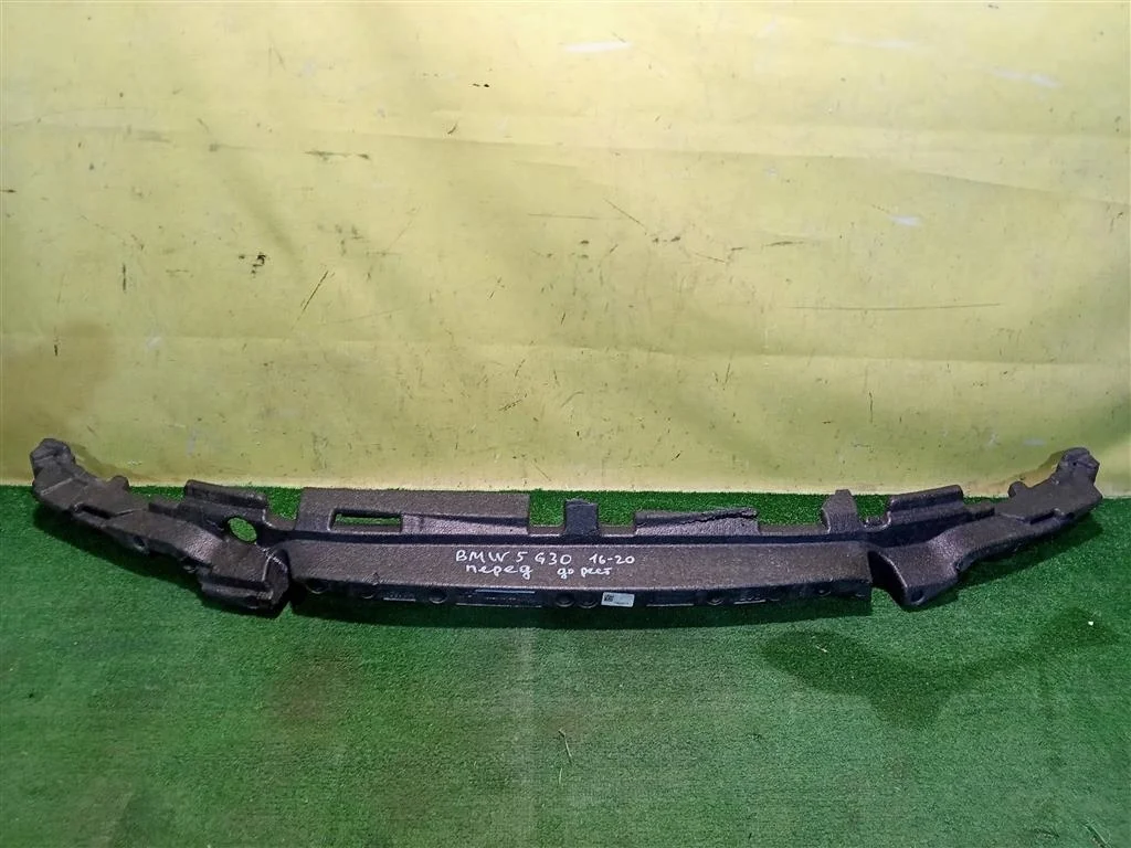 Наполнитель переднего бампера  BMW 5 G30 2016 51117385285 21244