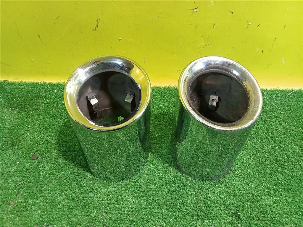 Насадка глушителя левая  BMW X3 G01 2017 18308658210 24327