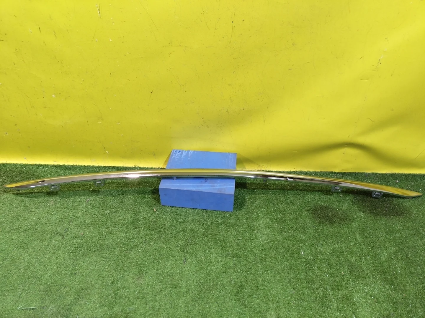 Молдинг заднего бампера центральный  Kia Sportage 4 QL 2018 86688F1500 26246