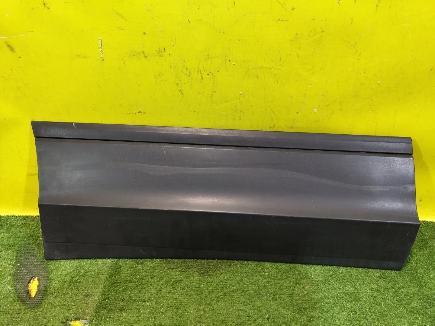 Накладка двери задней правой  Volkswagen  Tiguan Mk2 2016 5NA854950N 26576