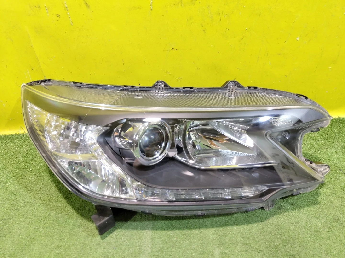 Фара правая  Honda CR-V 4 2012 33100T1GG01 27091