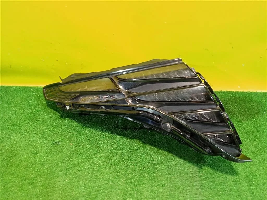 ДХО правый  Hyundai Tucson (NX4) 2020 92208N9000 27168