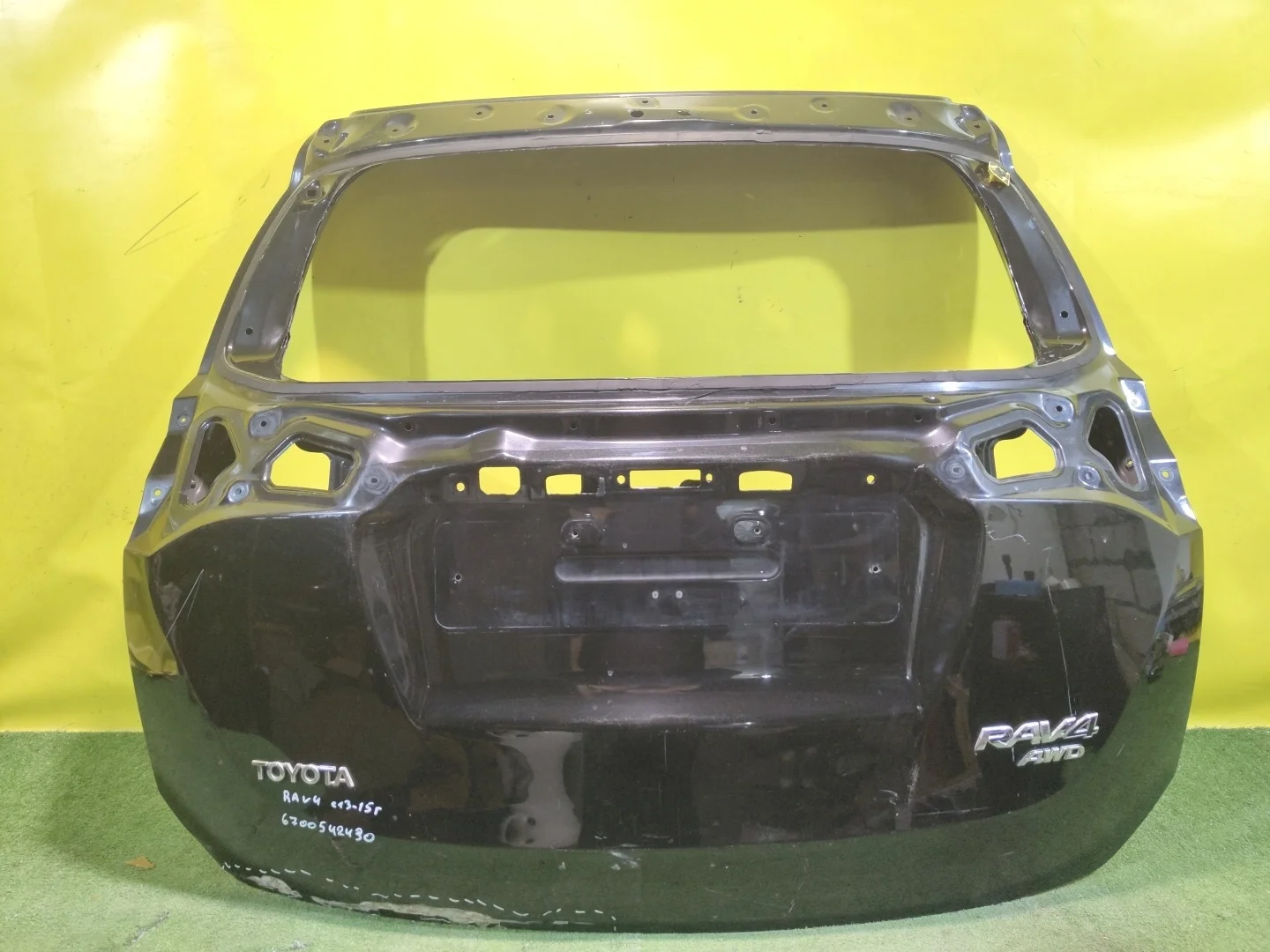Дверь багажника  Toyota RAV4 2013 6700542430 27807