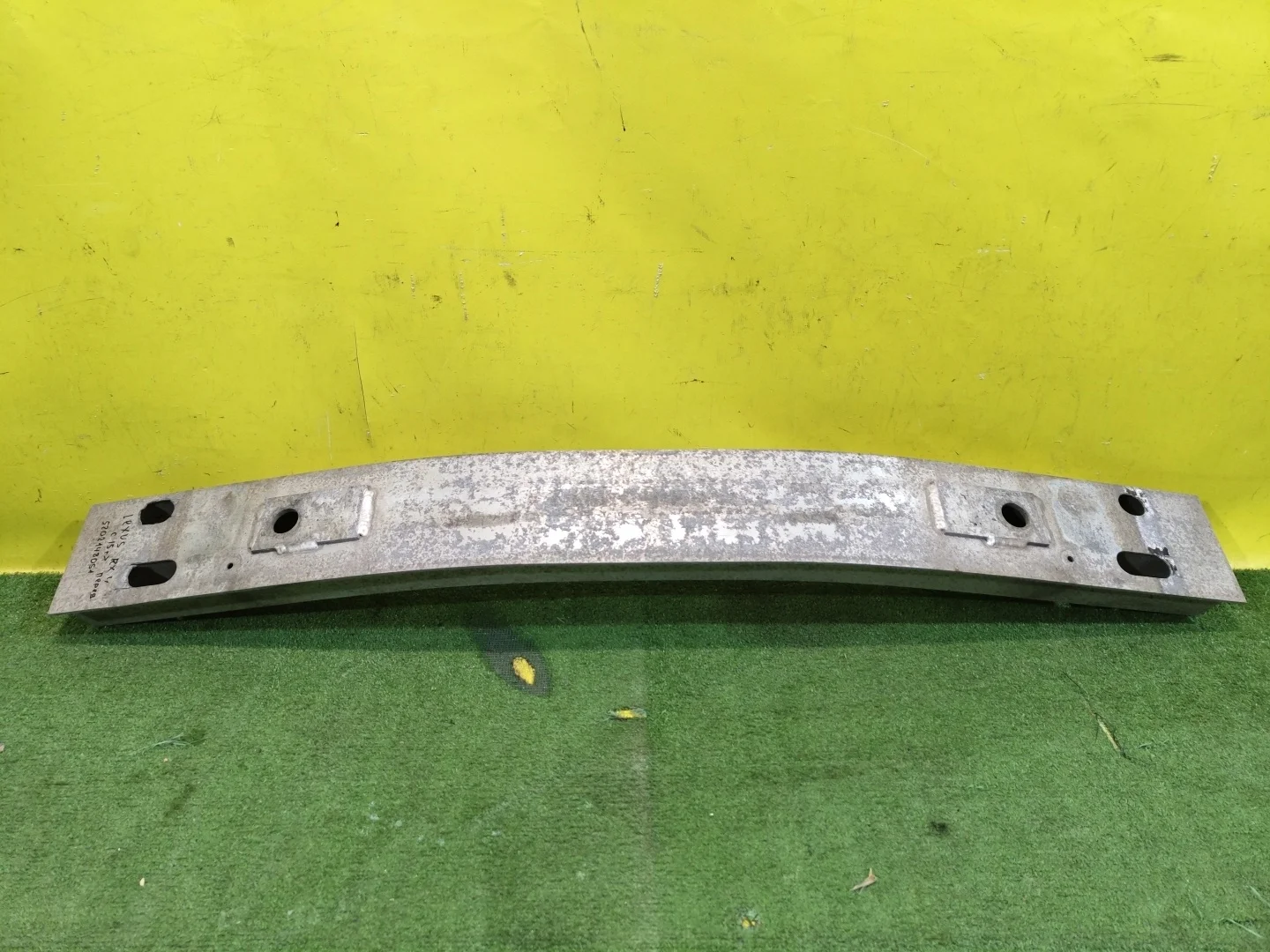 Усилитель переднего бампера  Lexus RX 2015 5202148051 28885