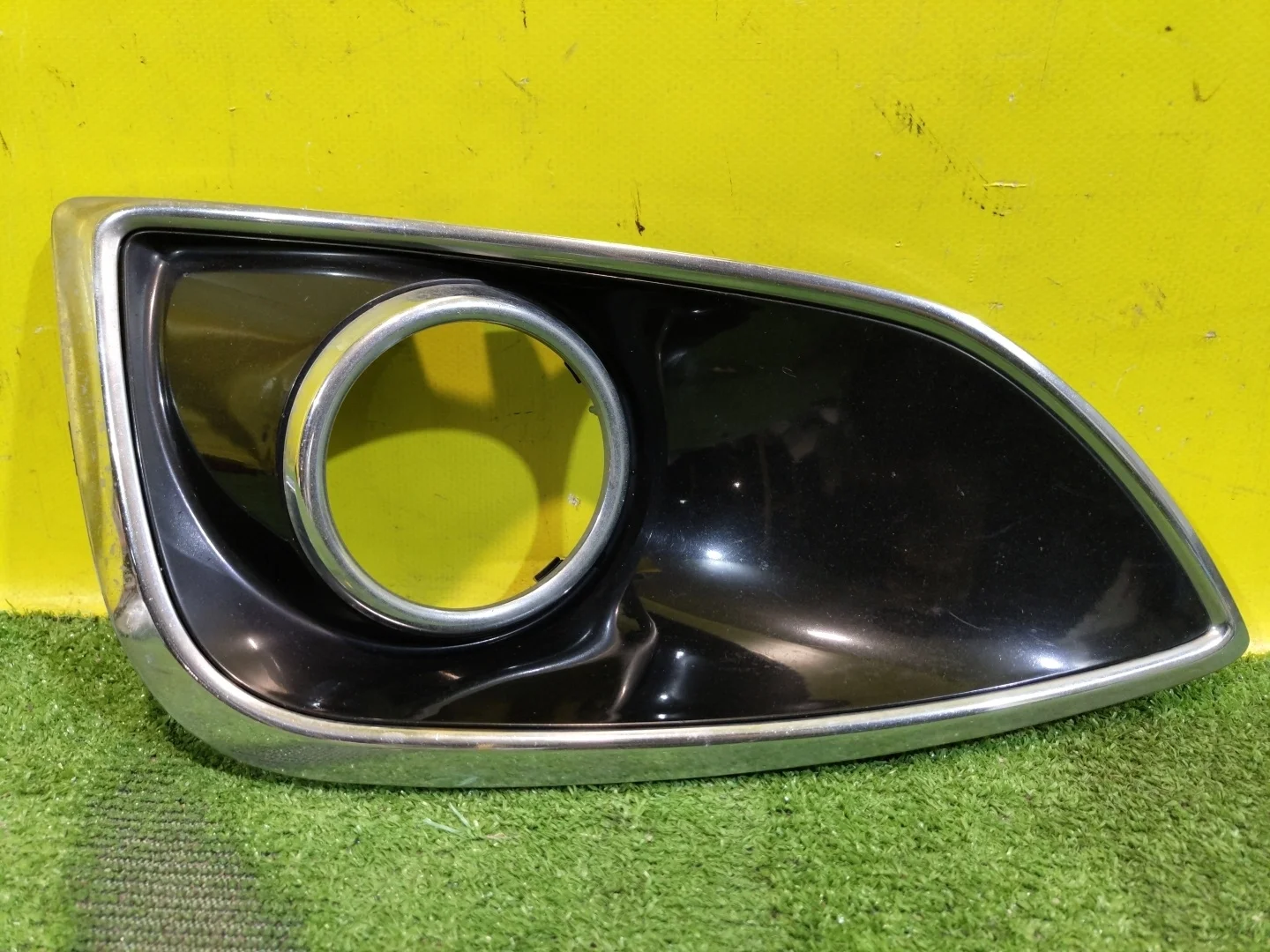 Рамка противотуманой фары левой  Hyundai ix35 (LM) 2009 865852Y000 29404