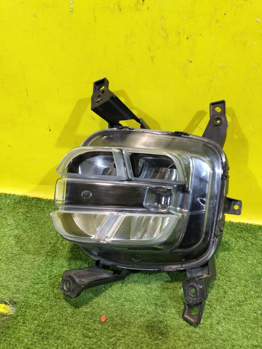 Фара противотуманная левая  Kia Sportage 4 QL 2016 92201F1600 30318