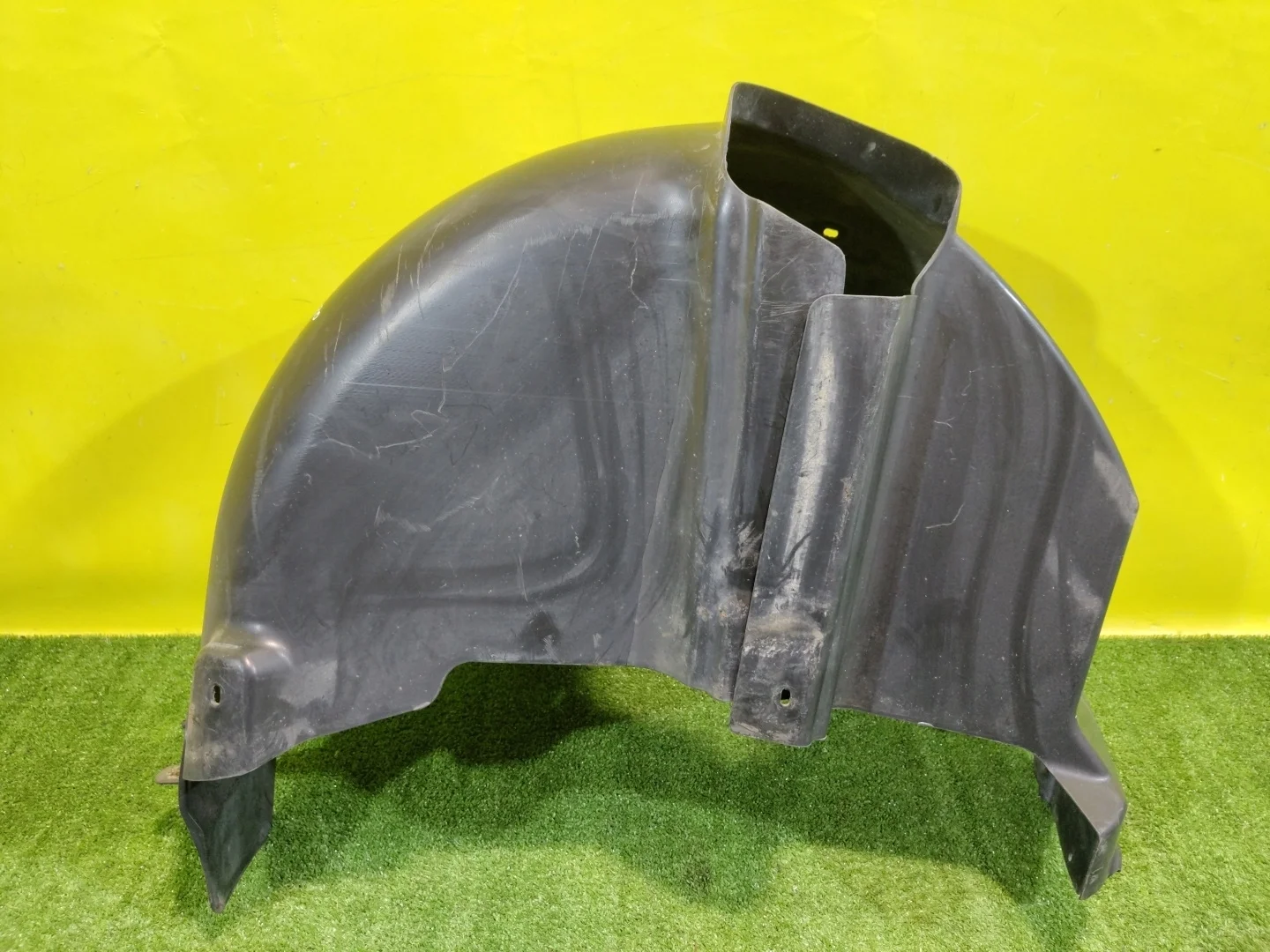 Локер задний правый  Skoda  Rapid 2013 5JA810970B 31862