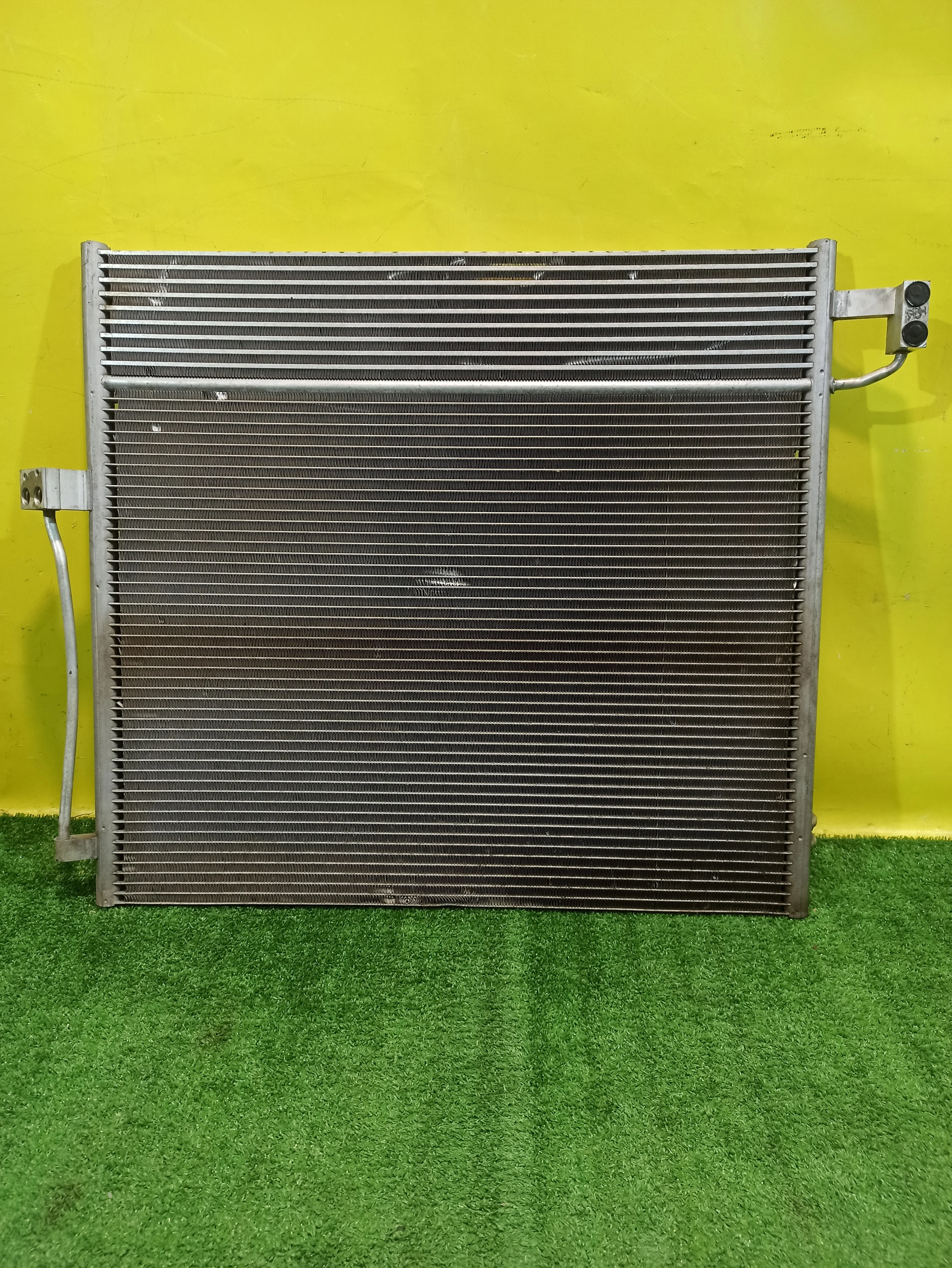 Радиатор кондиционера  MERСEDES BENZ GLE Coupe (C292) 2014 A0995000002 32476