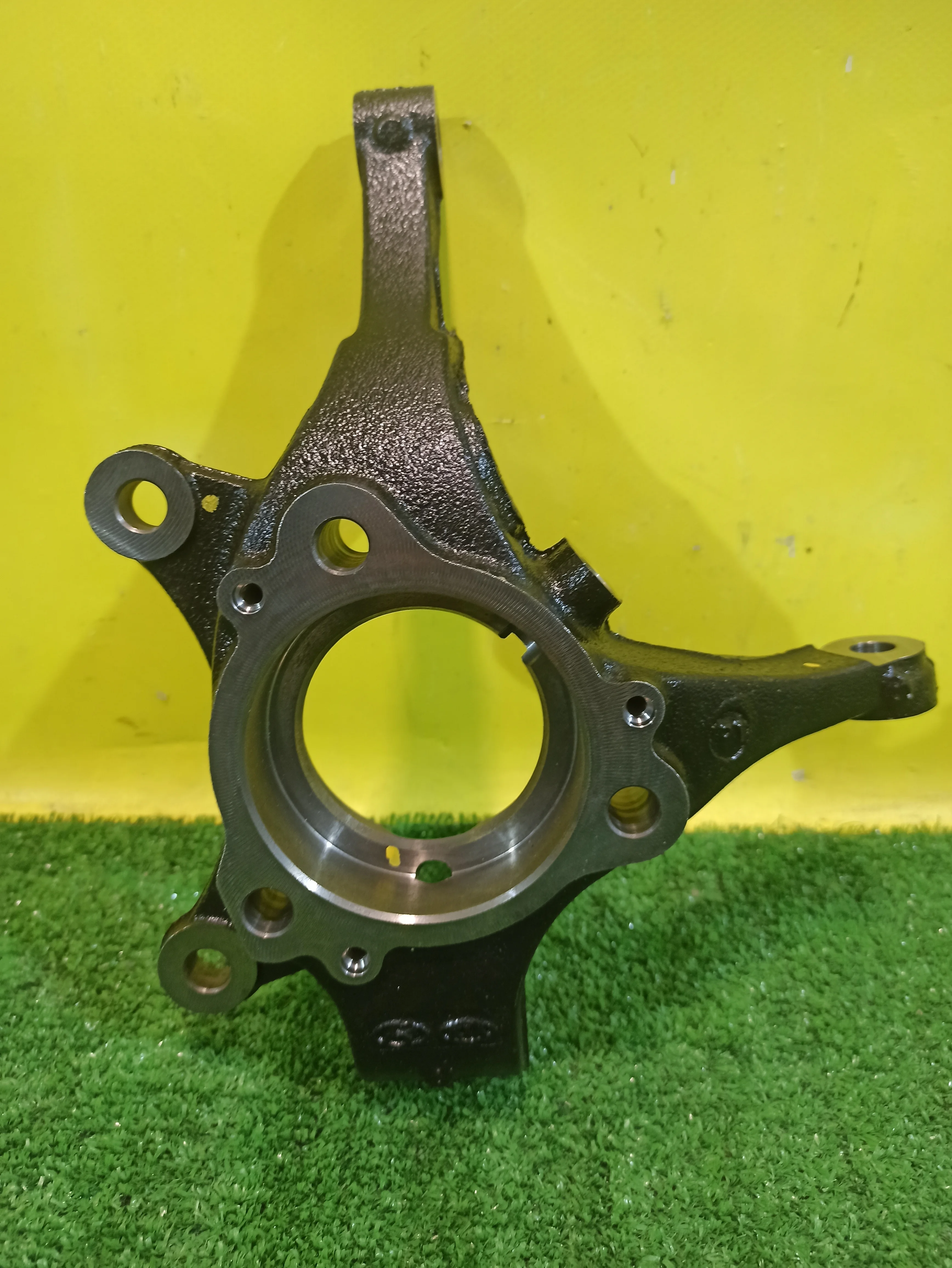 Кулак поворотный передний левый  Kia Cerato 4 BD 2018 51715M6000 32922